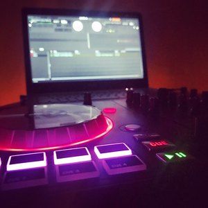 Meet your Posher, Djone